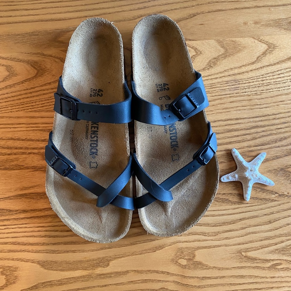 Birkenstock Black Cross-Strap Leather Sandals - Picture 2 of 4